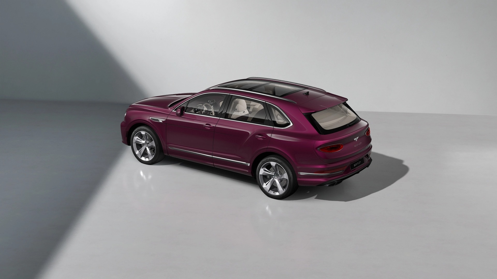 2026 Bentley Bentayga Image 7