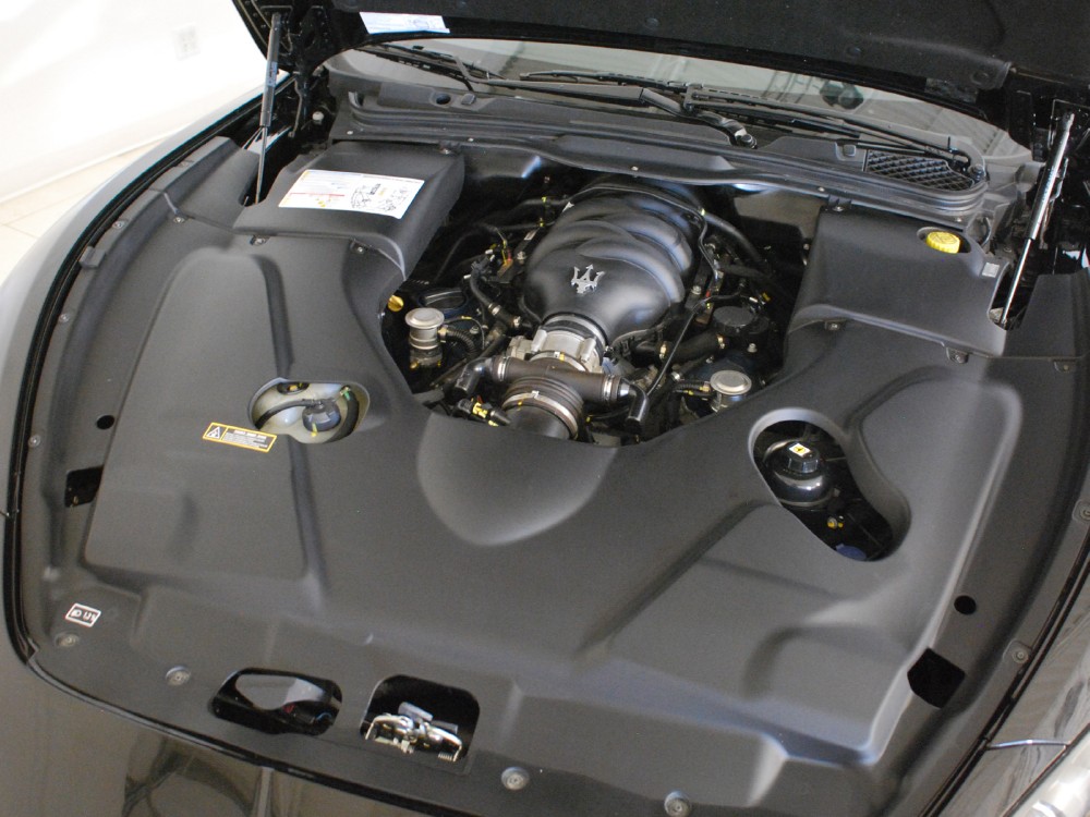 2010 Maserati GranTurismo Image 20