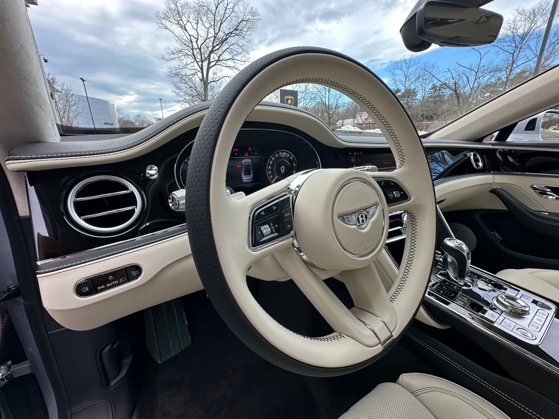 2026 Bentley Flying Spur Image 13
