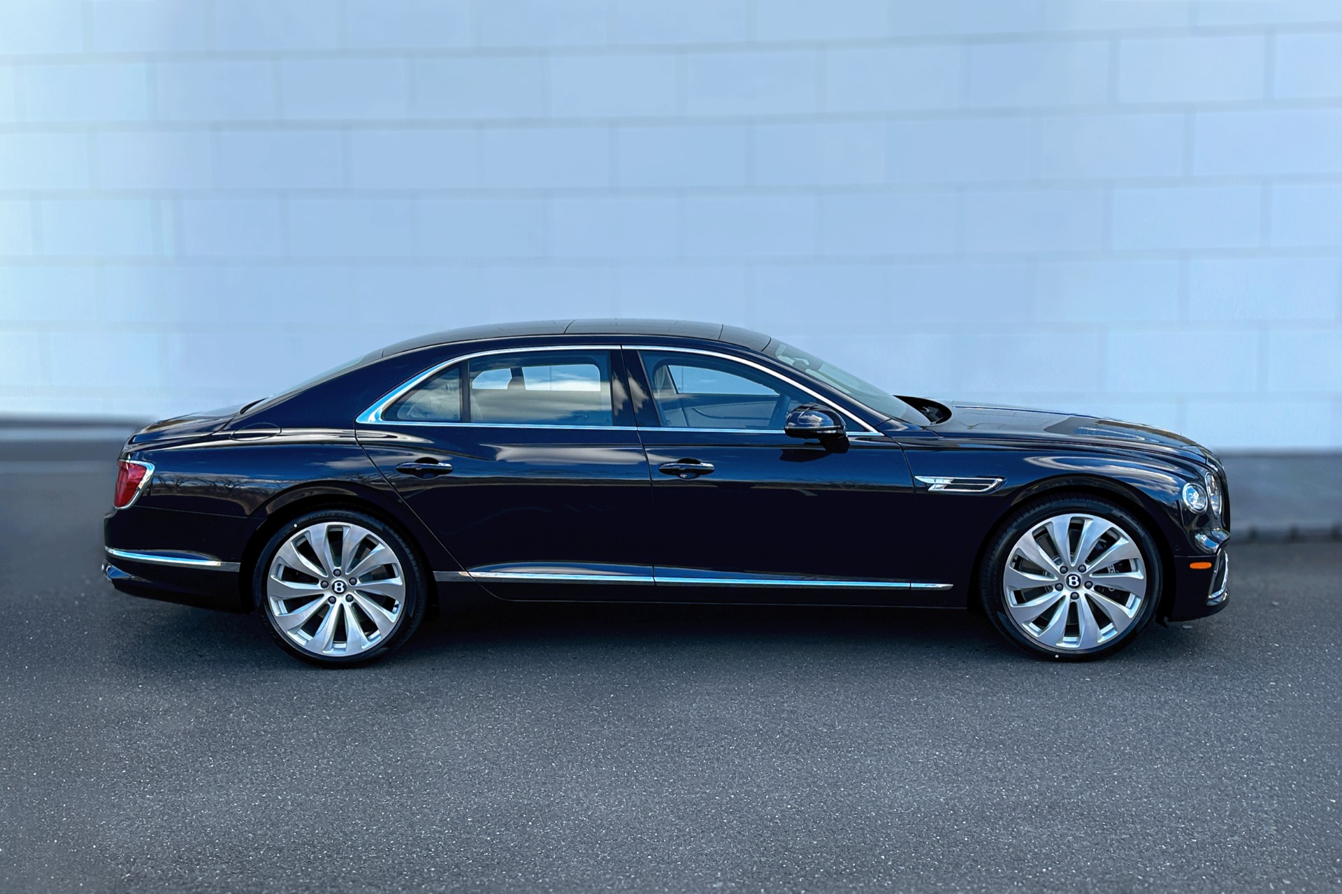2026 Bentley Flying Spur Image 7