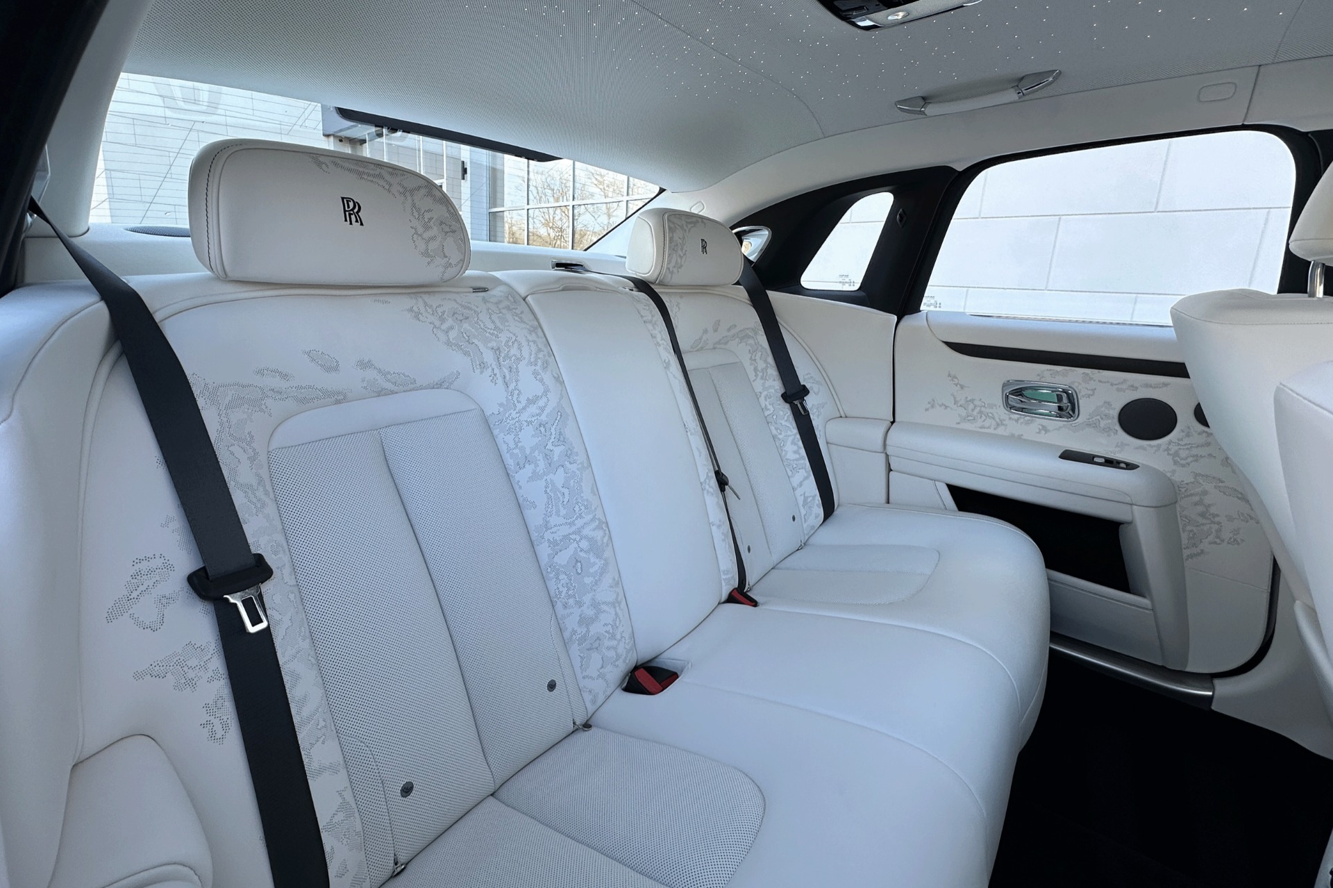 2026 Rolls-Royce Ghost Image 17