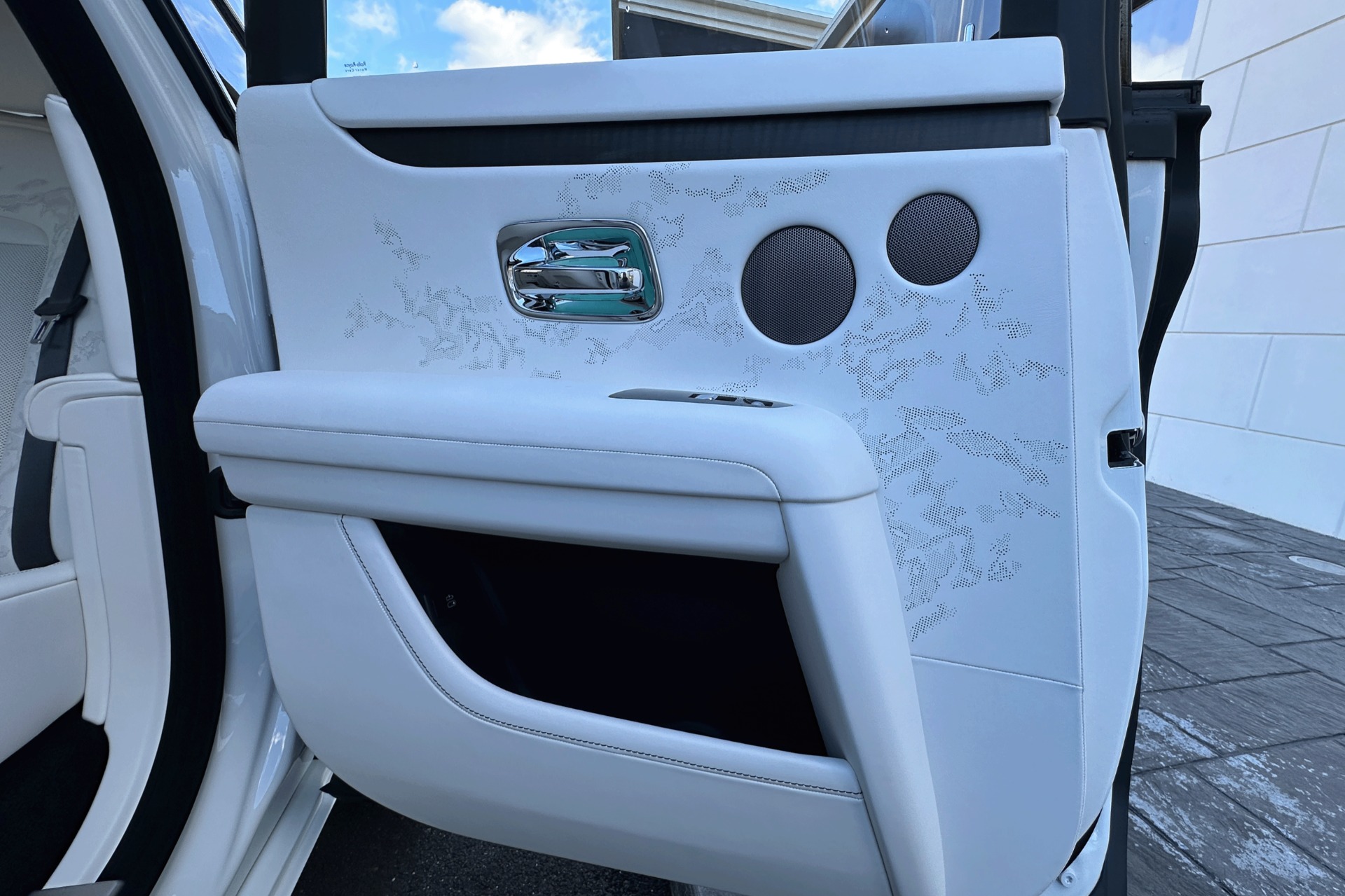 2026 Rolls-Royce Ghost Image 21
