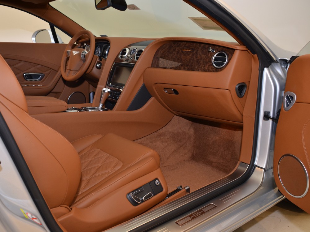 2012 Bentley Continental GT Image 15