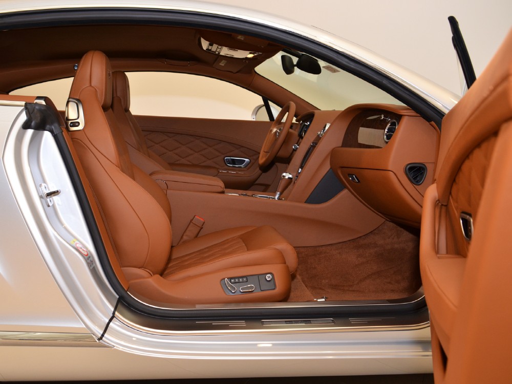 2012 Bentley Continental GT Image 16