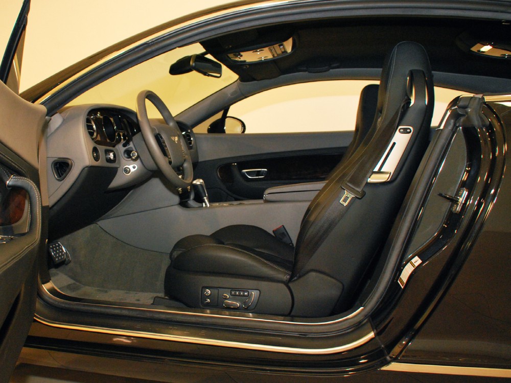 2005 Bentley Continental GT Image 13