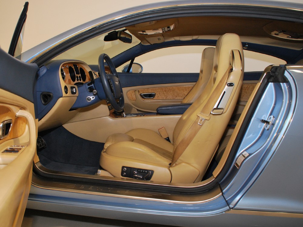 2005 Bentley Continental GT Image 13