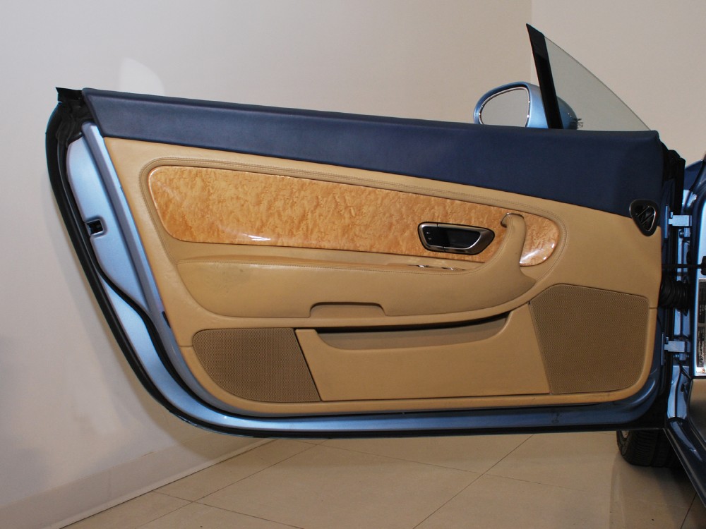 2005 Bentley Continental GT Image 18