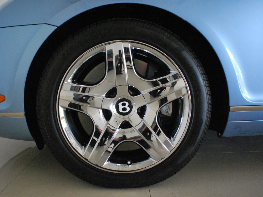2005 Bentley Continental GT Image 4