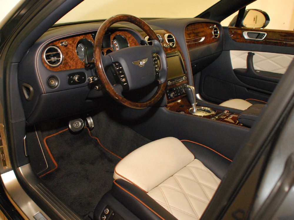 2012 Bentley Continental Flying Spur Image 3