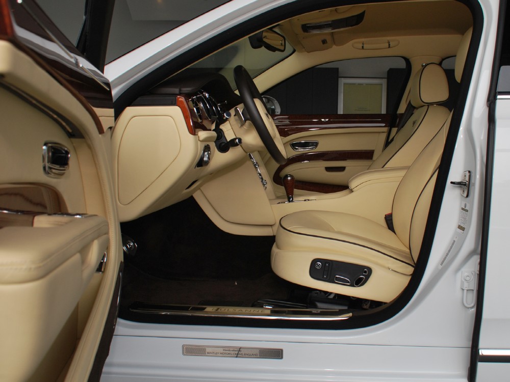 2011 Bentley Mulsanne Image 12
