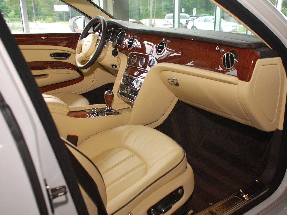 2011 Bentley Mulsanne Image 14