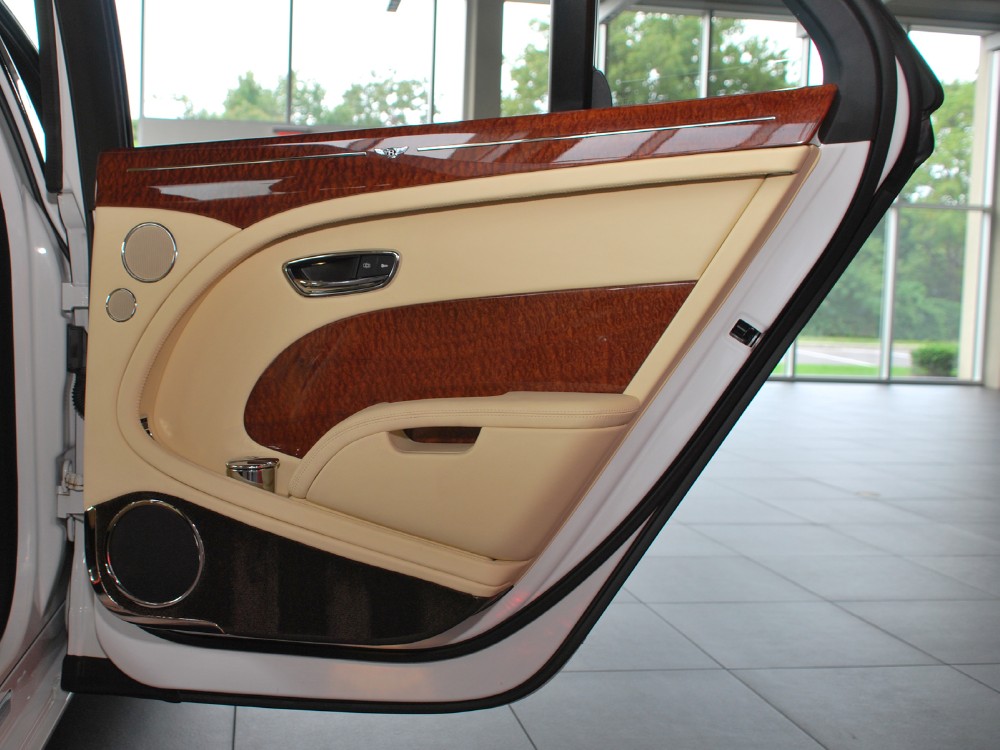 2011 Bentley Mulsanne Image 27