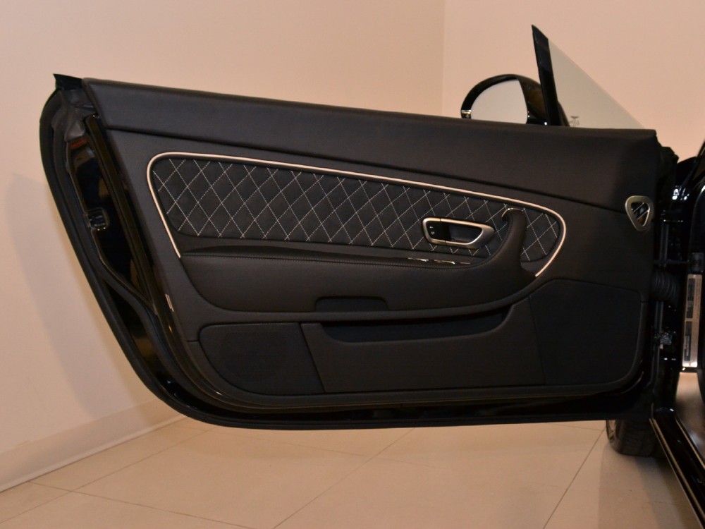 2012 Bentley Continental Supersports Convertible Image 25