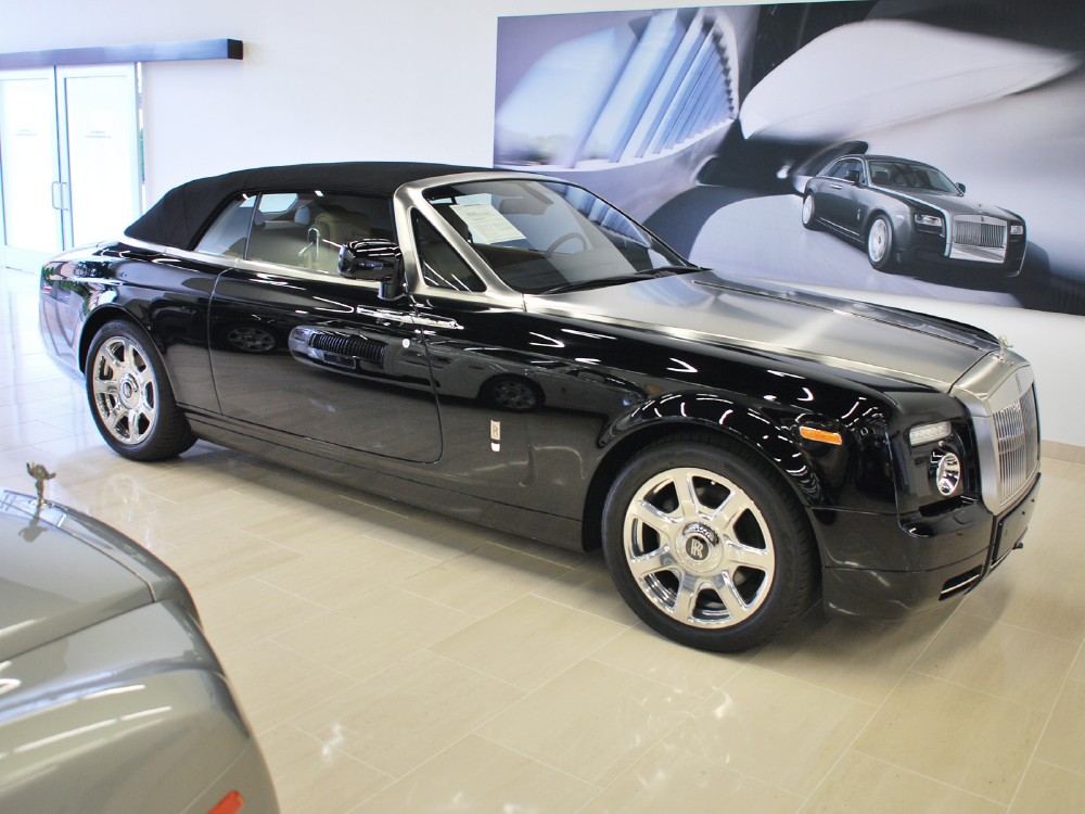 2010 Rolls-Royce Phantom Drophead Coupe Image 18
