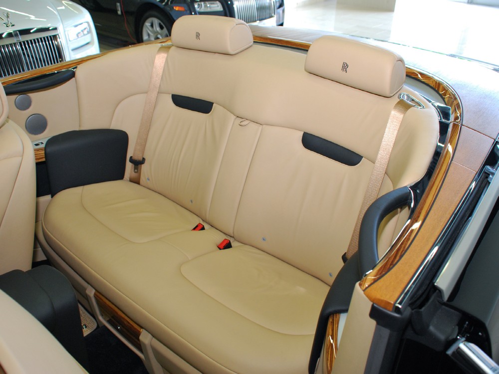 2010 Rolls-Royce Phantom Drophead Coupe Image 23