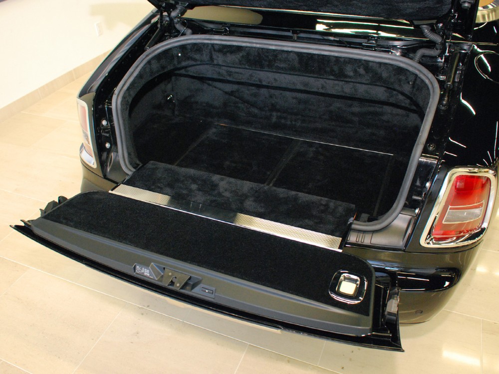 2010 Rolls-Royce Phantom Drophead Coupe Image 30