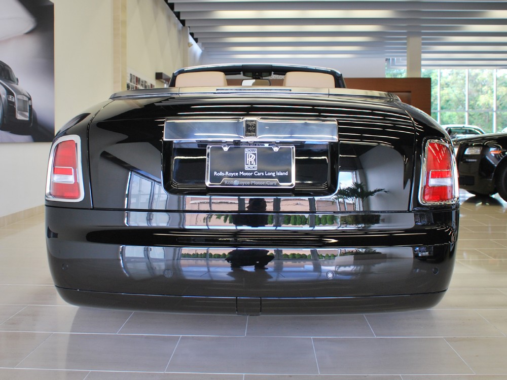 2010 Rolls-Royce Phantom Drophead Coupe Image 9