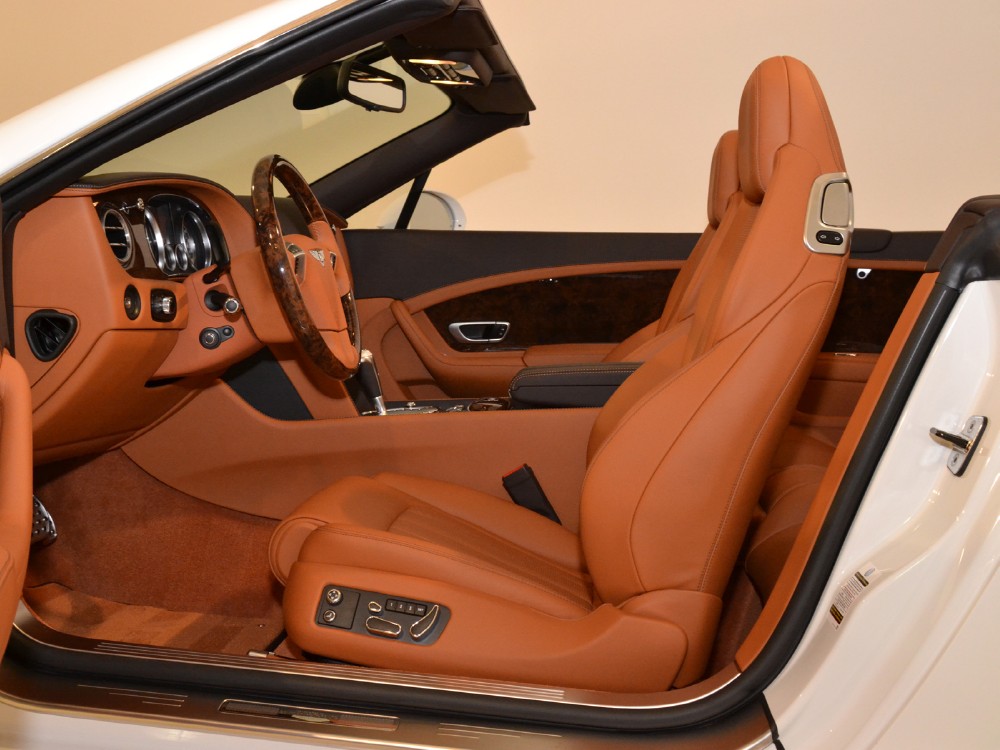 2012 Bentley Continental GT Convertible Image 21