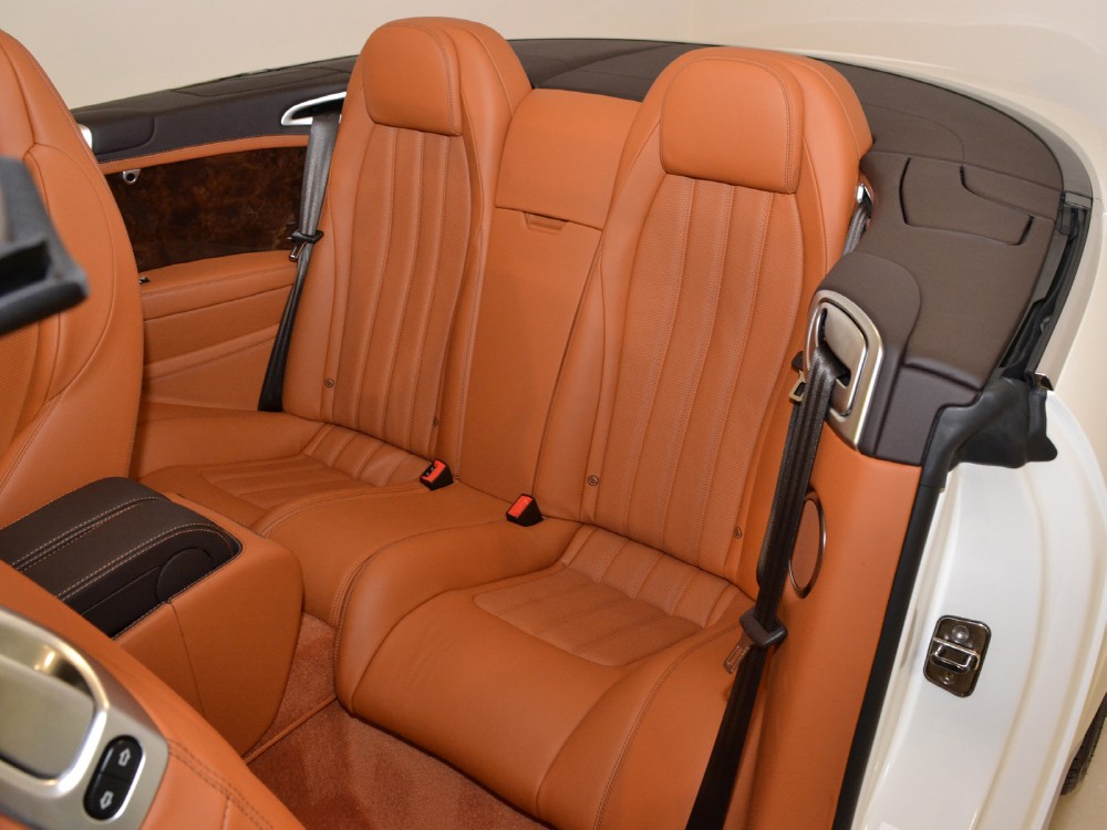 2012 Bentley Continental GT Convertible Image 23