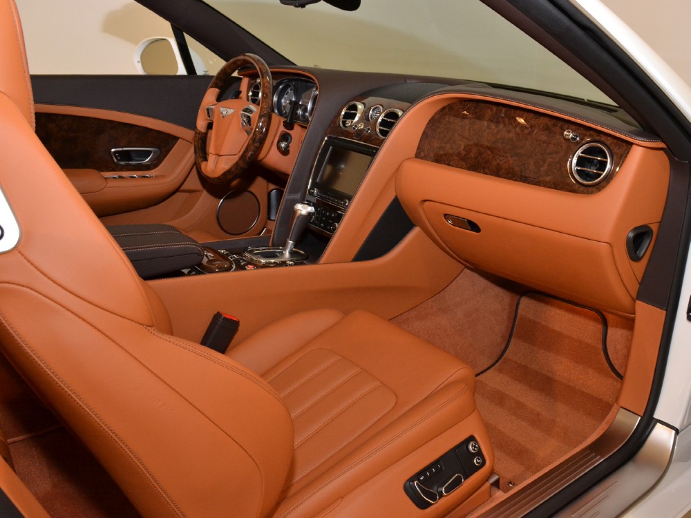 2012 Bentley Continental GT Convertible Image 24
