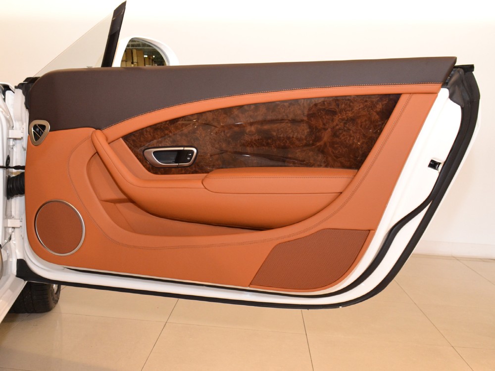 2012 Bentley Continental GT Convertible Image 27