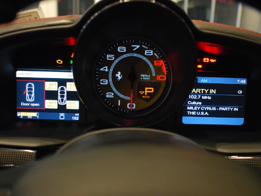 2012 Ferrari 458 Italia Image 11