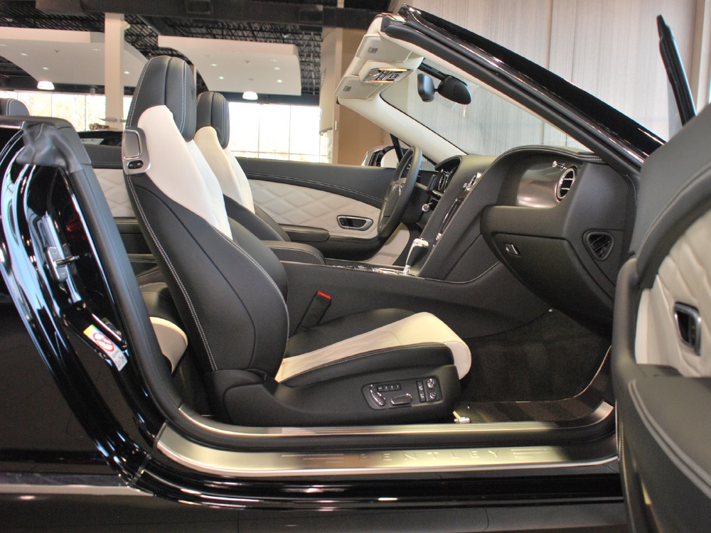 2013 Bentley Continental GT V8 Convertible Image 20