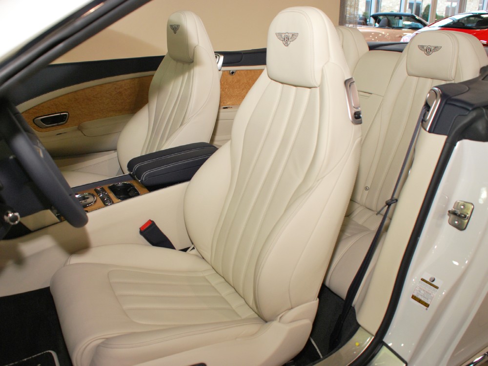 2013 Bentley Continental GT V8 Convertible Image 17