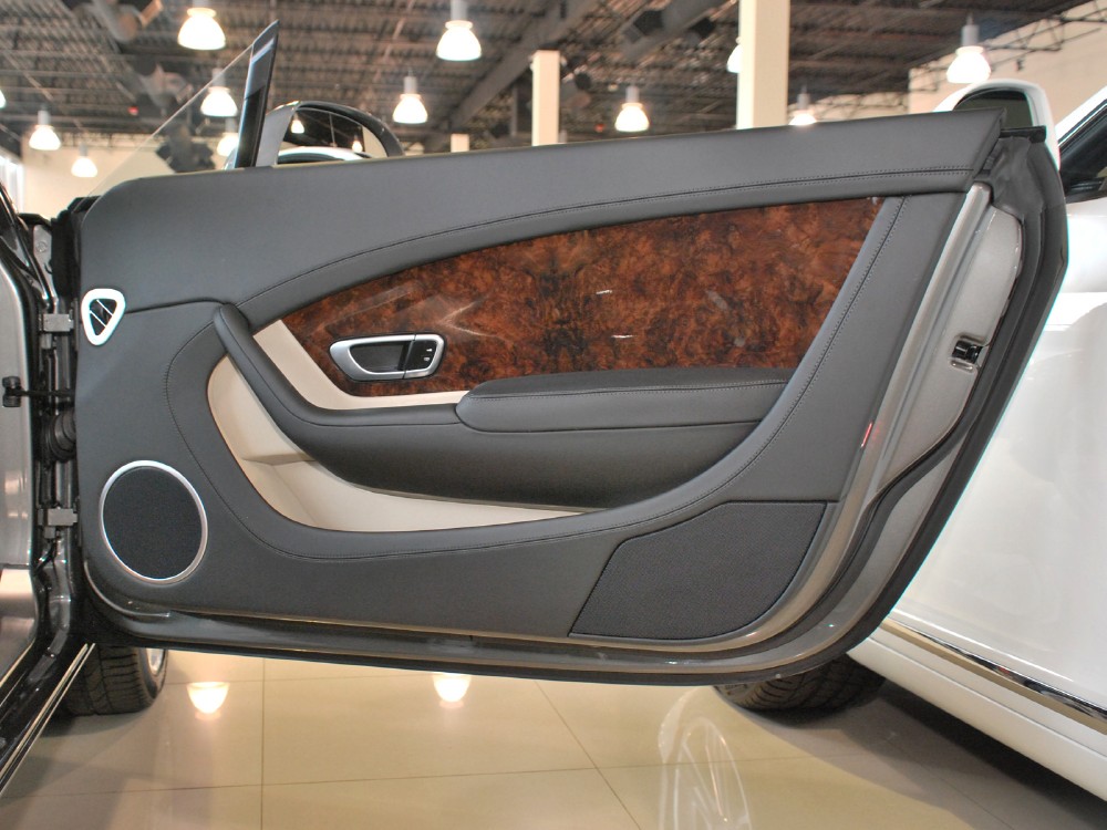 2013 Bentley Continental GT V8 Convertible Image 22