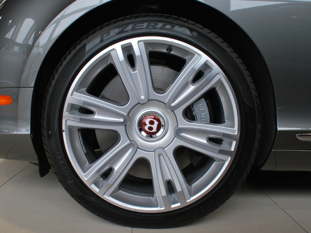 2013 Bentley Continental GT V8 Convertible Image 4