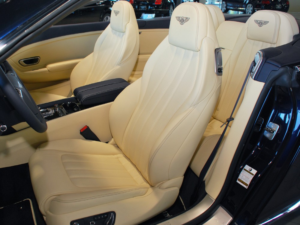 2013 Bentley Continental GT V8 Convertible Image 19
