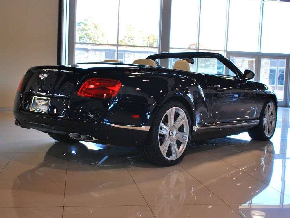 2013 Bentley Continental GT V8 Convertible Image 2