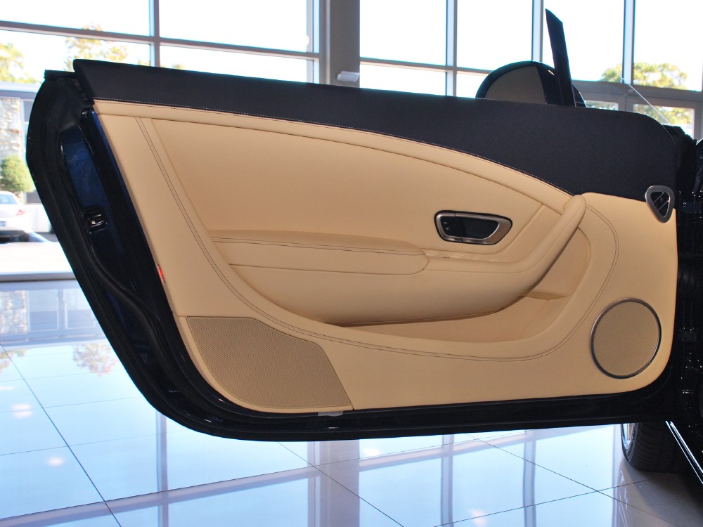 2013 Bentley Continental GT V8 Convertible Image 23