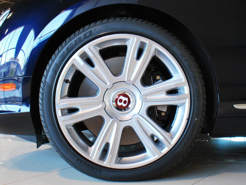 2013 Bentley Continental GT V8 Convertible Image 4