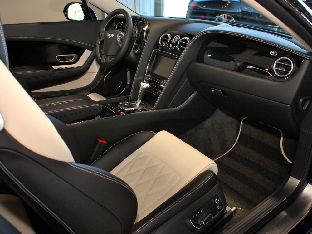 2013 Bentley Continental GT V8 Convertible Image 21