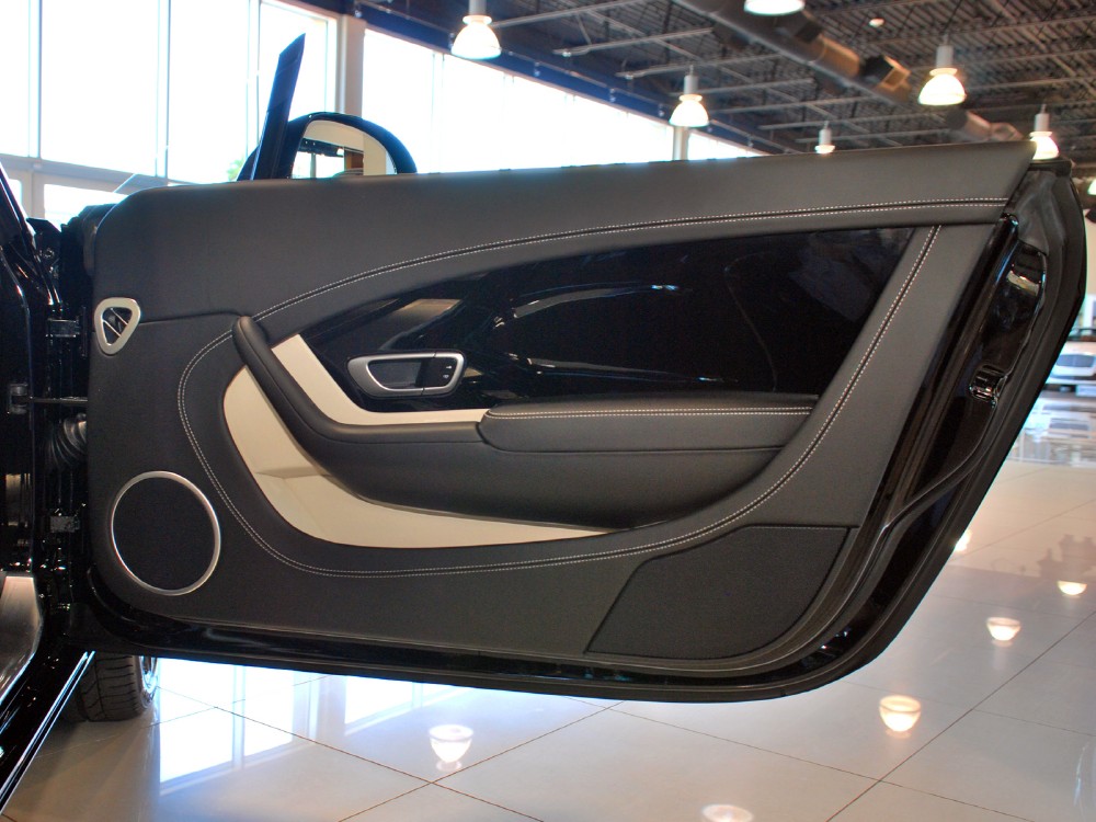 2013 Bentley Continental GT V8 Convertible Image 24