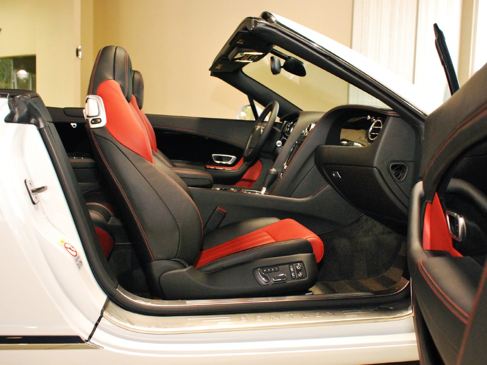 2013 Bentley Continental GT V8 Convertible Image 22