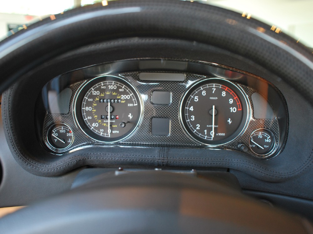 2001 Ferrari 550 Image 11