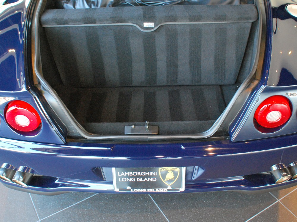2001 Ferrari 550 Image 19