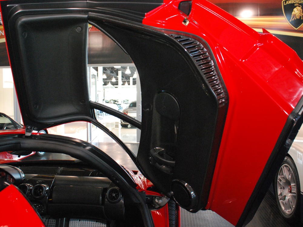 2003 Ferrari Enzo Image 18