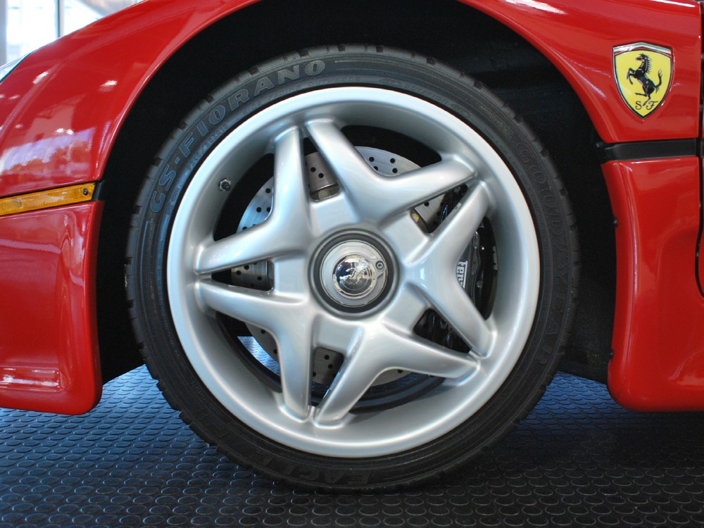 1995 Ferrari F50 Image 4