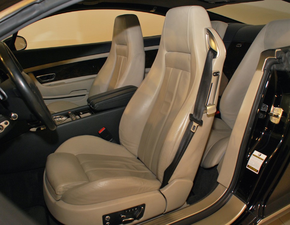 2005 Bentley Continental GT Image 14