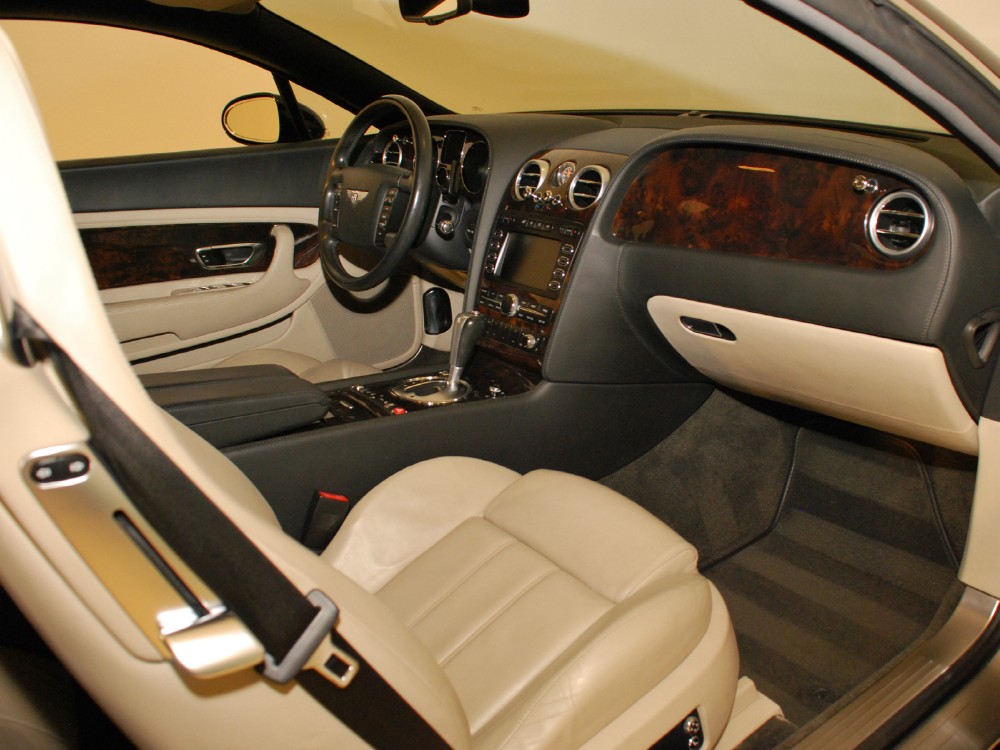2005 Bentley Continental GT Image 16