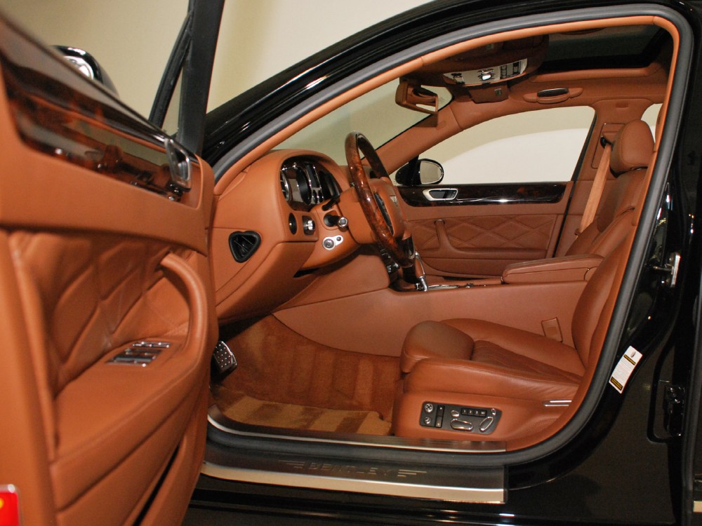 2007 Bentley Continental Flying Spur Image 13