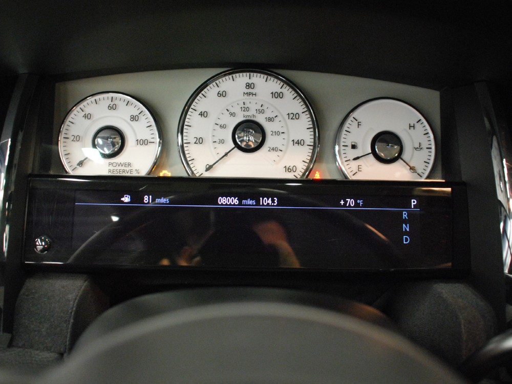 2010 Rolls-Royce Ghost Image 12