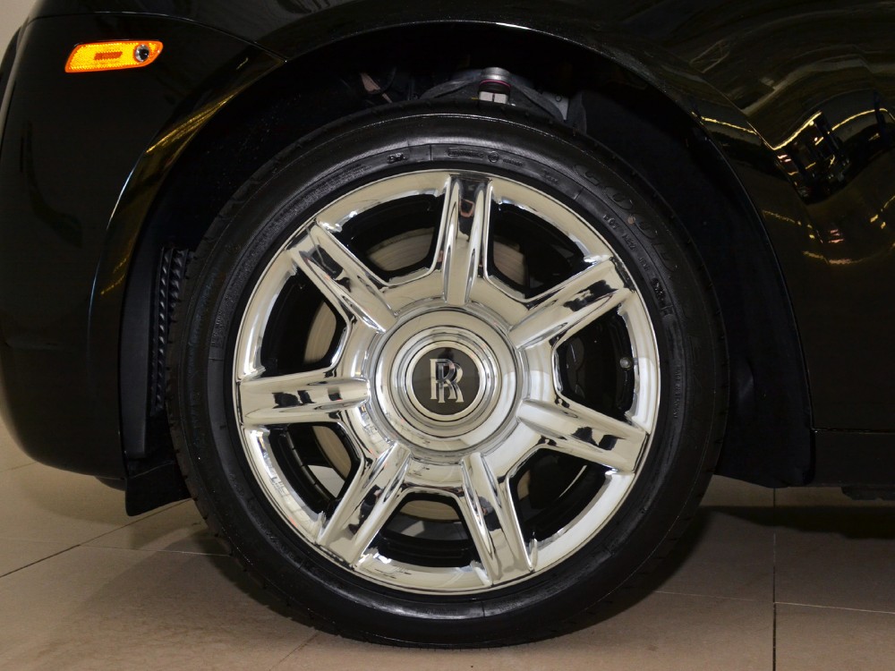 2010 Rolls-Royce Ghost Image 4