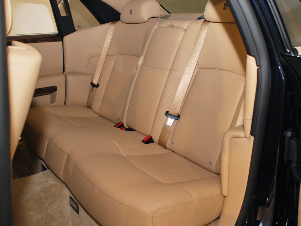 2011 Rolls-Royce Ghost Image 19