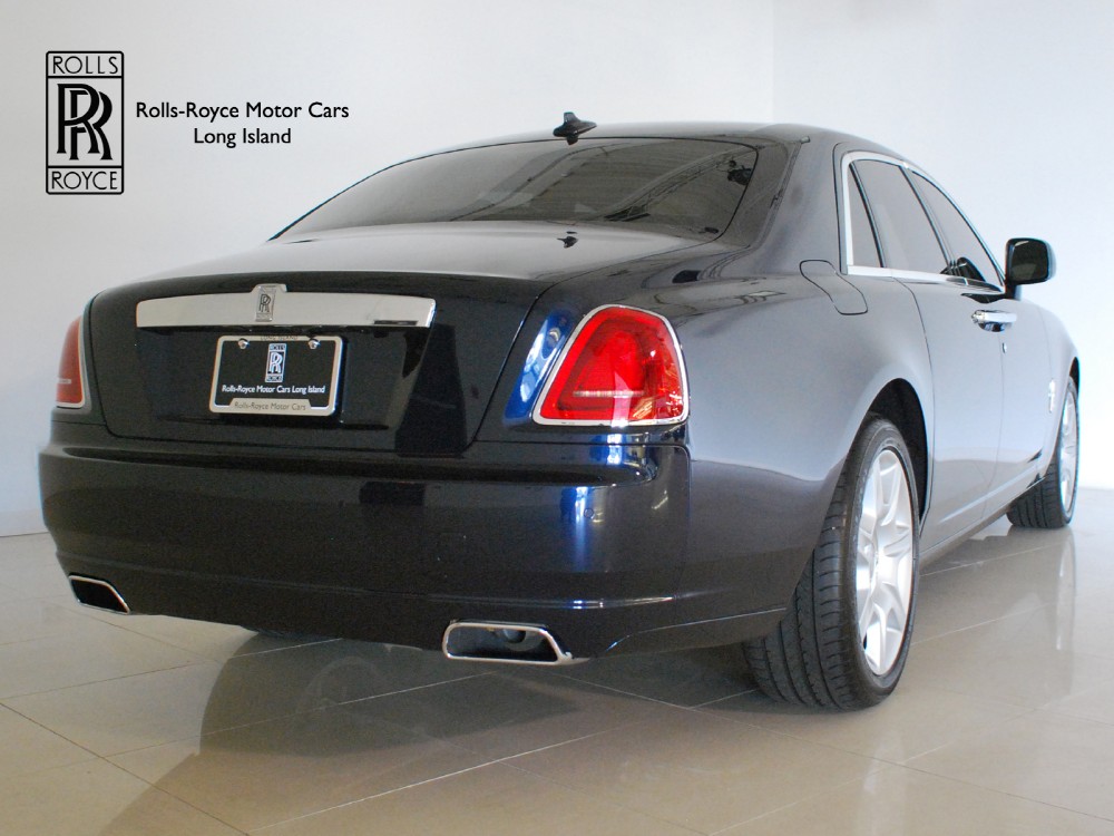 2011 Rolls-Royce Ghost Image 2