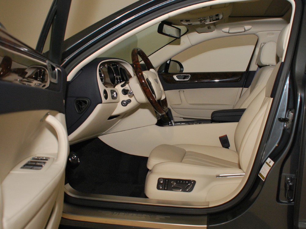 2013 Bentley Continental Flying Spur Image 14