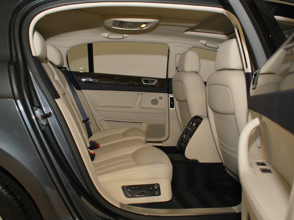 2013 Bentley Continental Flying Spur Image 21